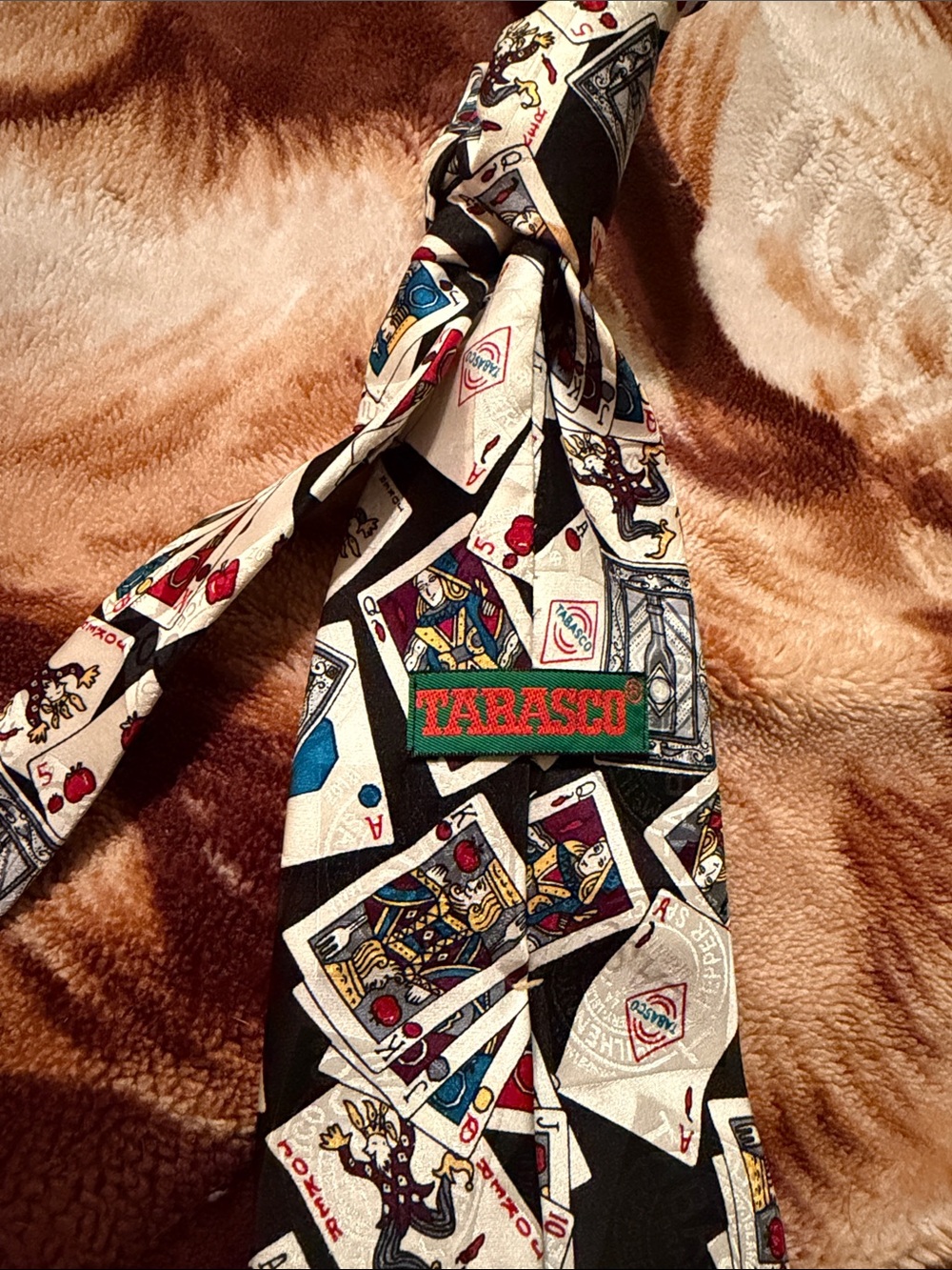 Tabasco Black and Ivory Playing Card Print Tie with Red Logo MINT 100% silk